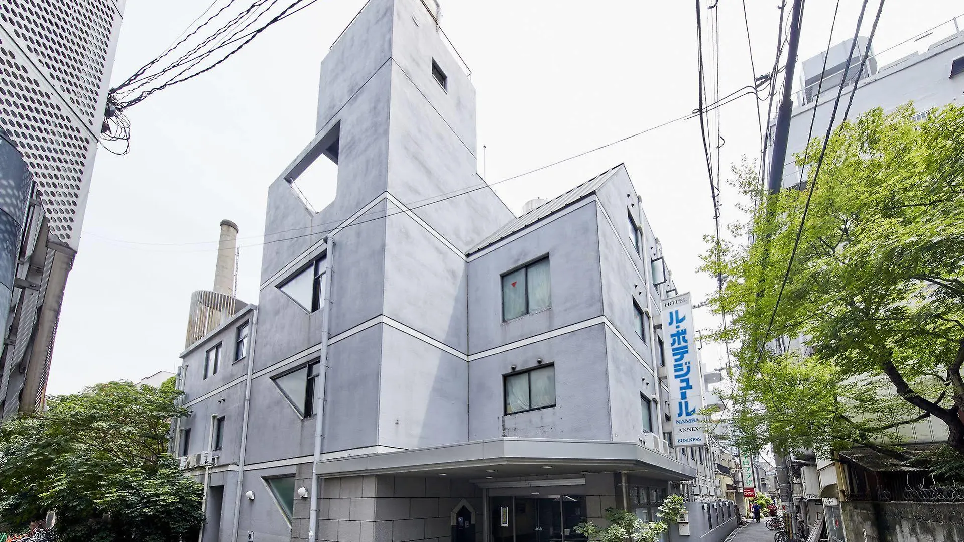 坝镇乐博提润酒店 大阪